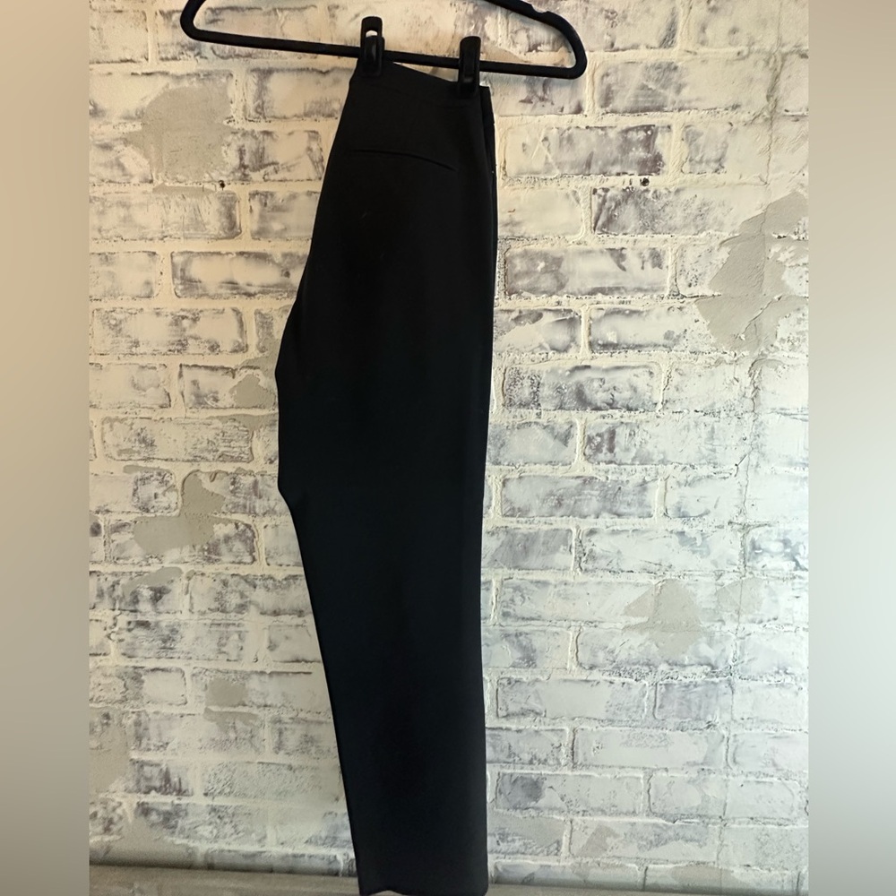 Vince Cropped Fitted Black Trouser - Picture 11 of 11